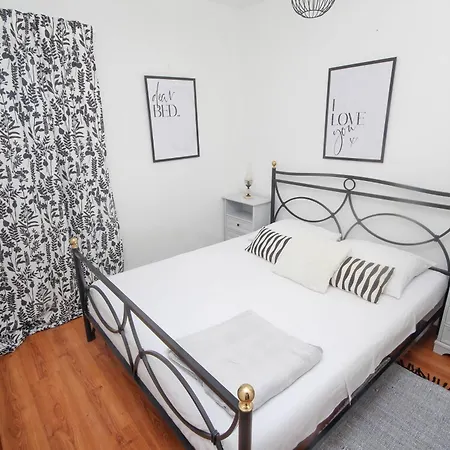 Lola'S Apartments Tribalj Pokój zdjęcie