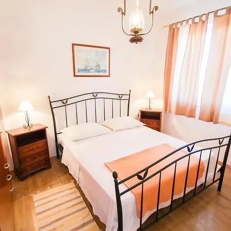 Lola'S Apartments Tribalj Zewnętrze zdjęcie
