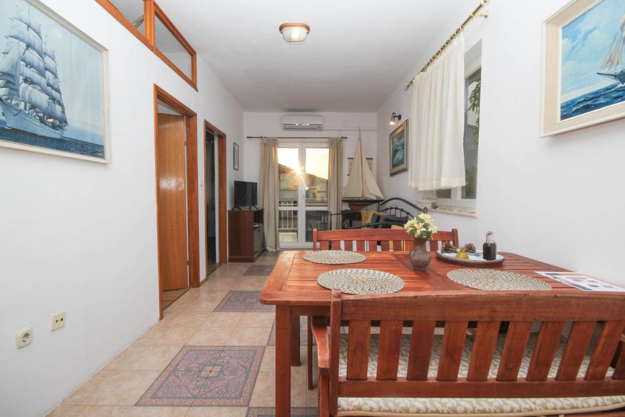 Apartment Lola's Tribunj (Sibenik-Knin)