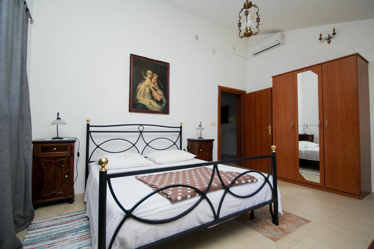 Lola's Apartment Tribunj (Sibenik-Knin)